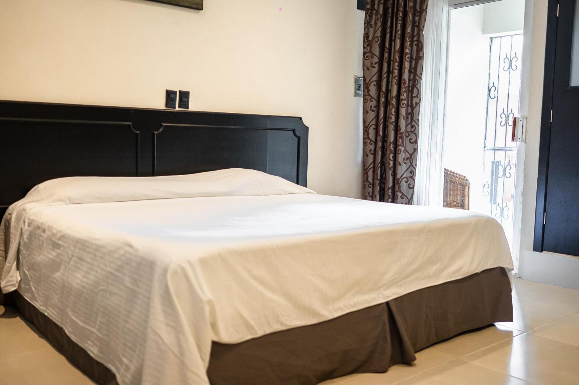 Hotel Maria De La Luz Valladolid  Luaran gambar